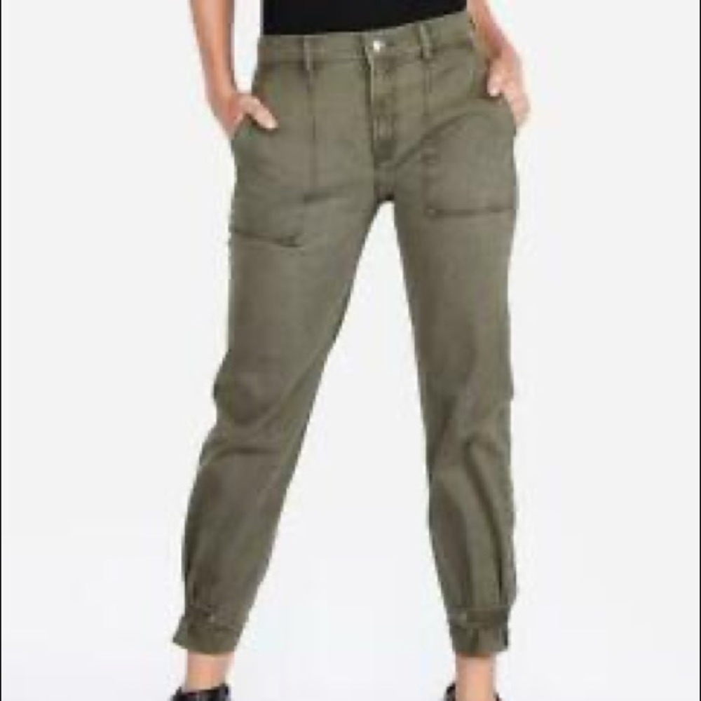 New Express Army Green Utility Joggers Size 2